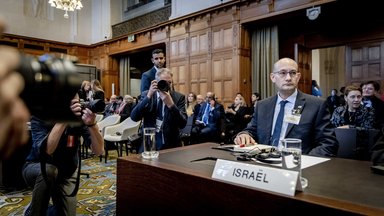 Gilad Noam, stellvertretender Generalstaatsanwalt für internationale Angelegenheiten, während eines Urteils des Internationalen Gerichtshofs (IGH) über einen Antrag Südafrikas auf Sofortmaßnahmen für Gaza. 
