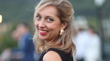 Foto 
  Nino
 
  Kalandadze
