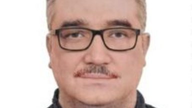 Foto 
  Amit
 
  Pande
