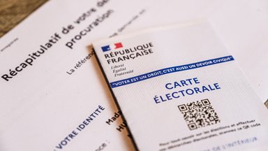 Französische Wahlunterlagen