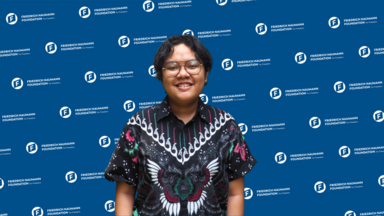 Foto 
  Dhea
 
  Ramadhani
