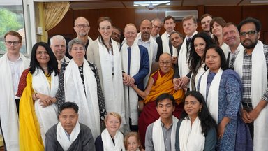group photo with his holiness