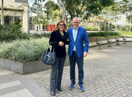 Dr. Hans-Dieter Holtzmann e Cris Monteiro