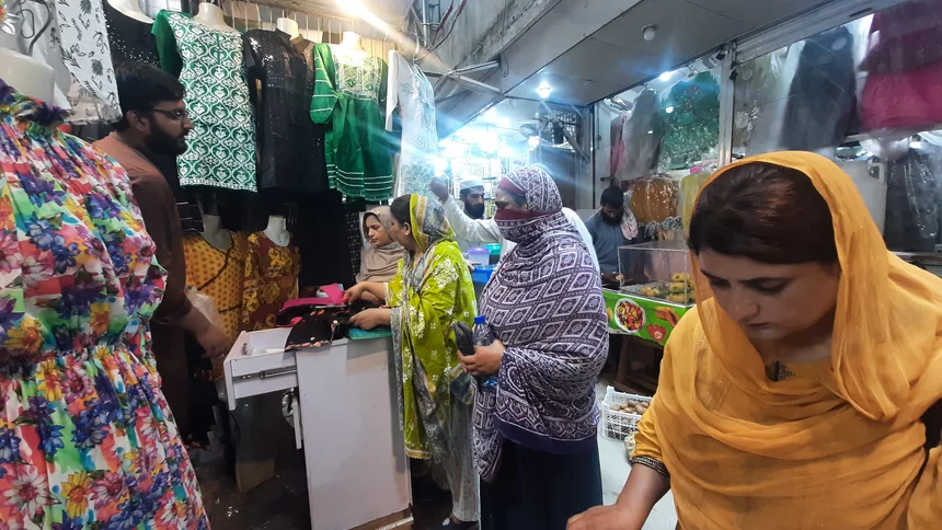 Women Entrepreneur Participants during a field visit , Rawalpindi 2022, Institute of Urbanism